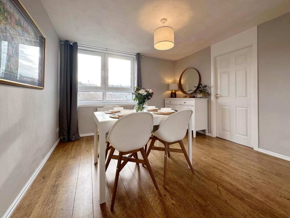 Scandi Style Apartment With Stunning Views Linlithgow Ngoại thất bức ảnh